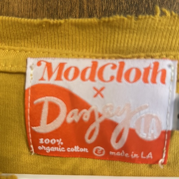 SALE EUC ModCloth Dazey LA collaboration t-shirt, L - Picture 3 of 7